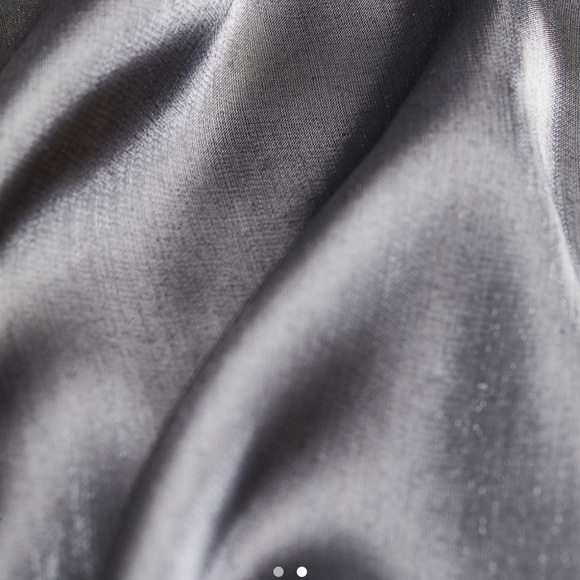 H&M oversized blouse - Picture 2 of 2